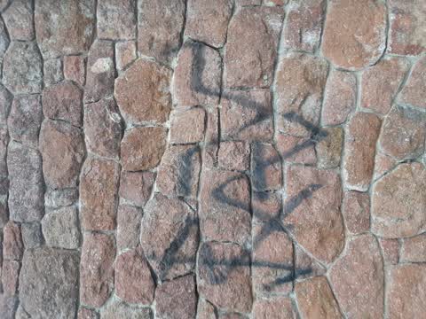 Graffiti, a report photo