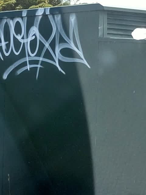 Graffiti, a report photo