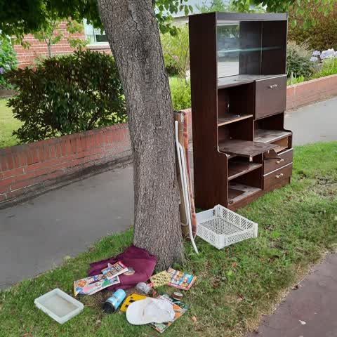 Roading/Streets, a report photo