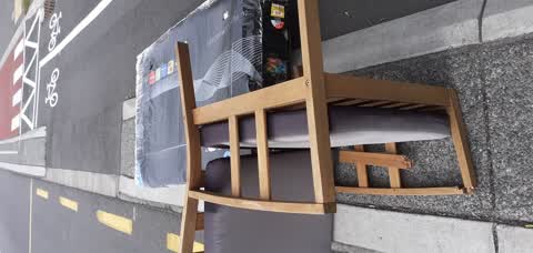Rubbish/Recycling, a report photo