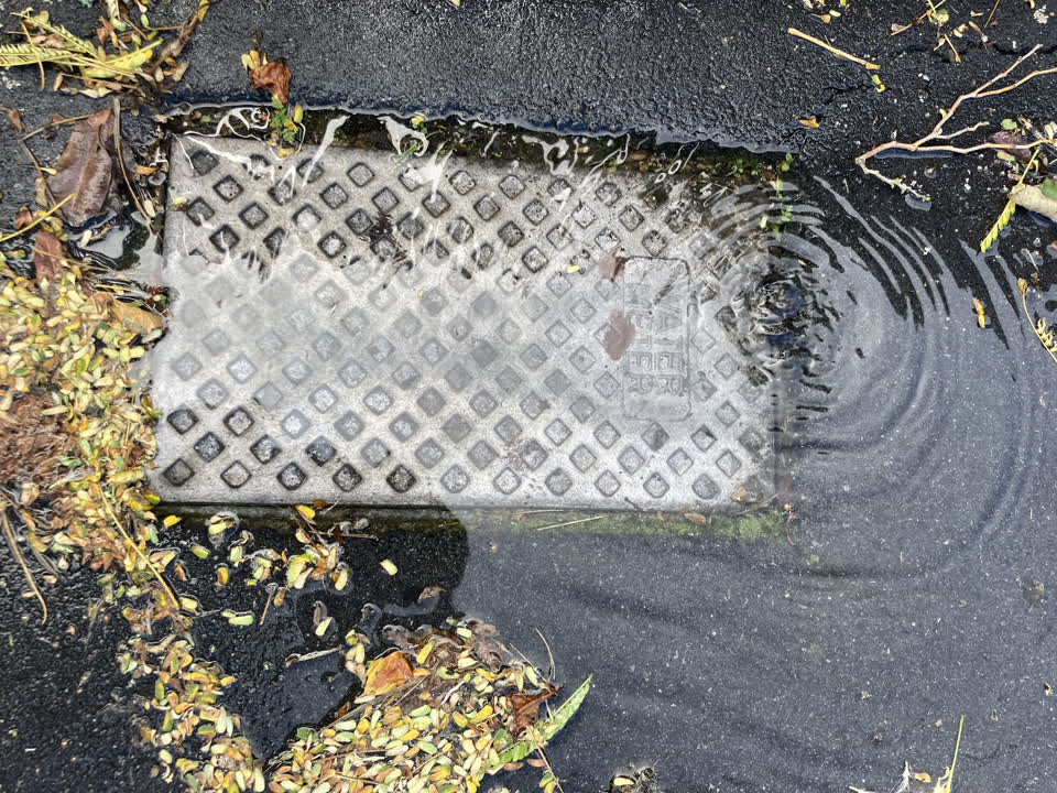 The photograph attached to this water supply report