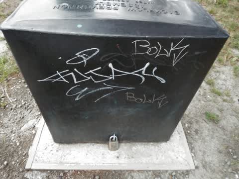 Graffiti, a report photo