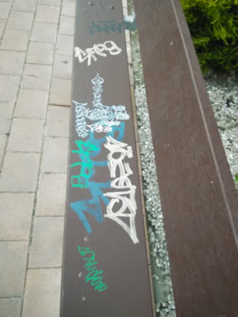 Graffiti, a report photo