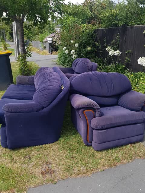 Rubbish/Recycling, a report photo