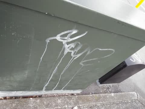Graffiti, a report photo