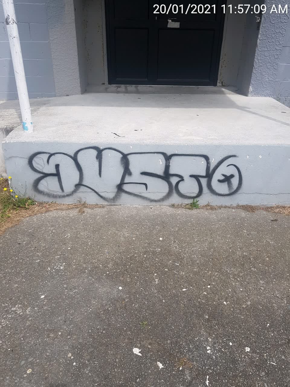 The photograph attached to this graffiti report