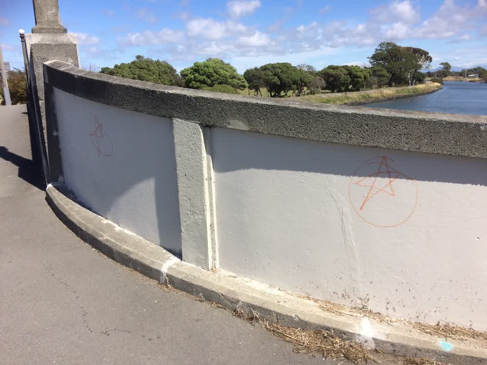 The photograph attached to this graffiti report