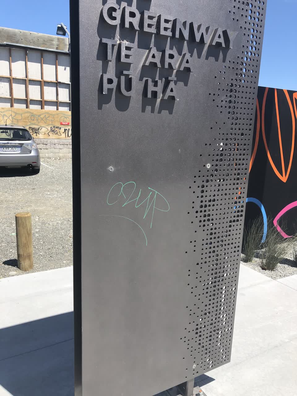 The photograph attached to this graffiti report