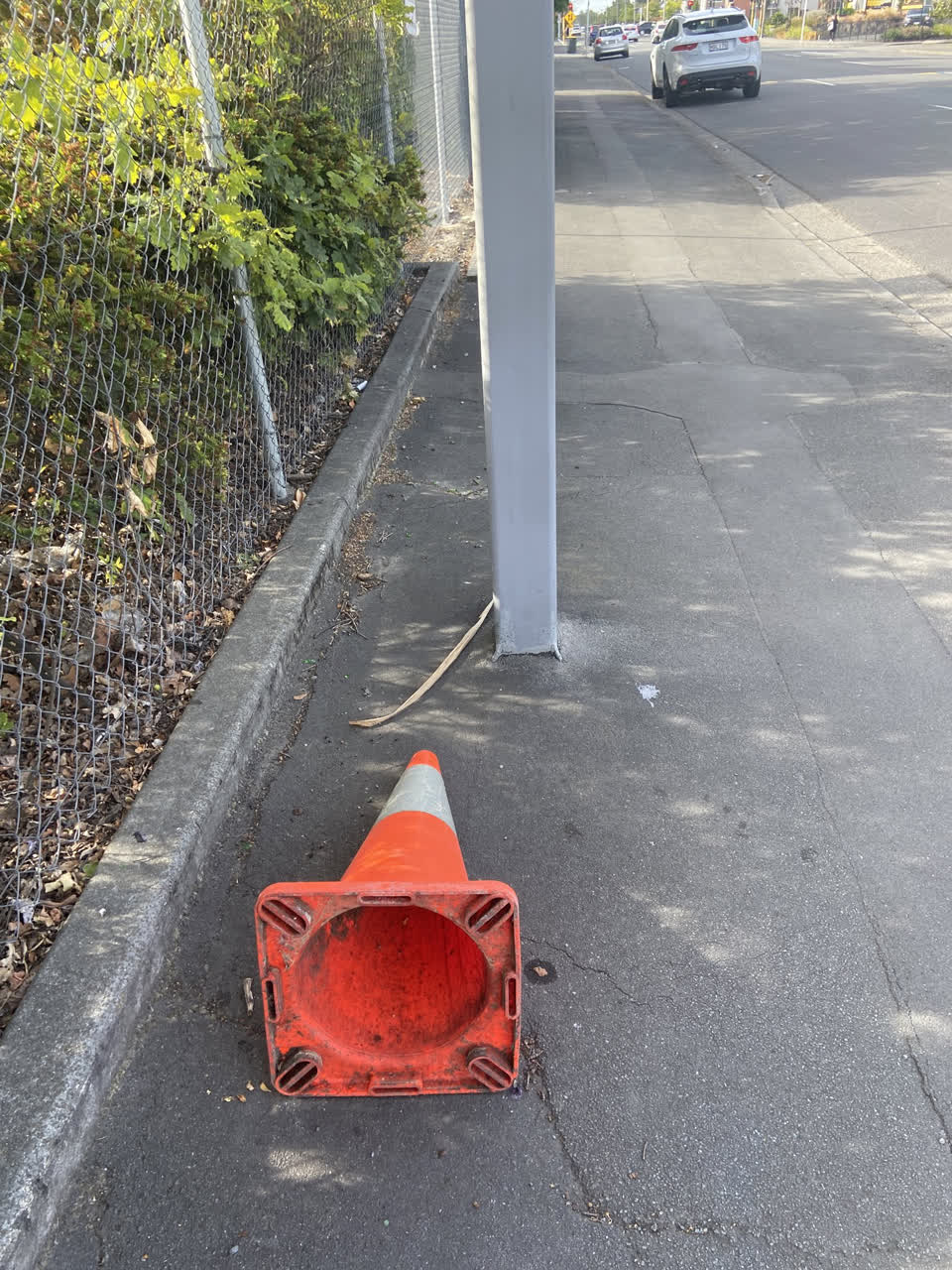 The photograph attached to this roading/streets report