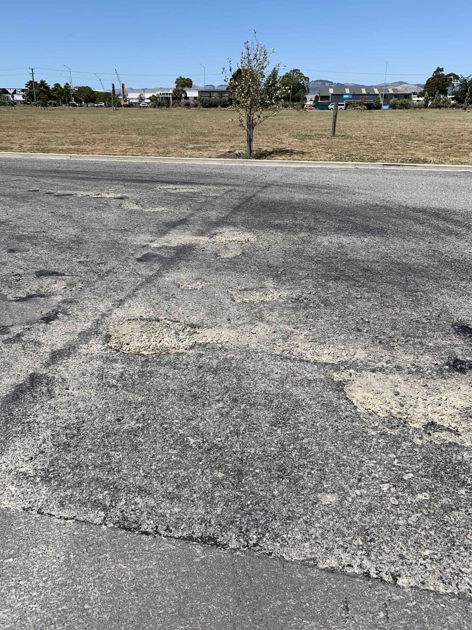 The photograph attached to this roading/streets report