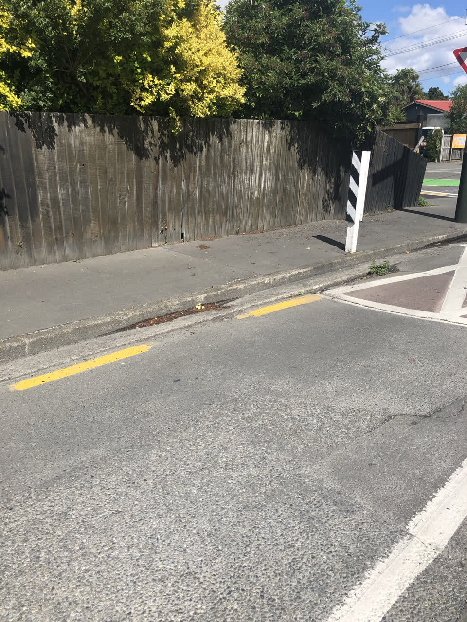 The photograph attached to this roading/streets report
