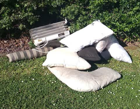 Rubbish/Recycling, a report photo