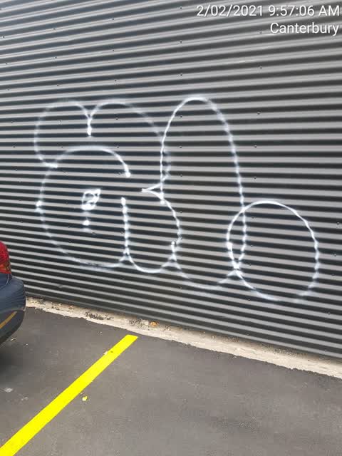 Graffiti, a report photo