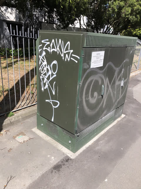 Graffiti, a report photo