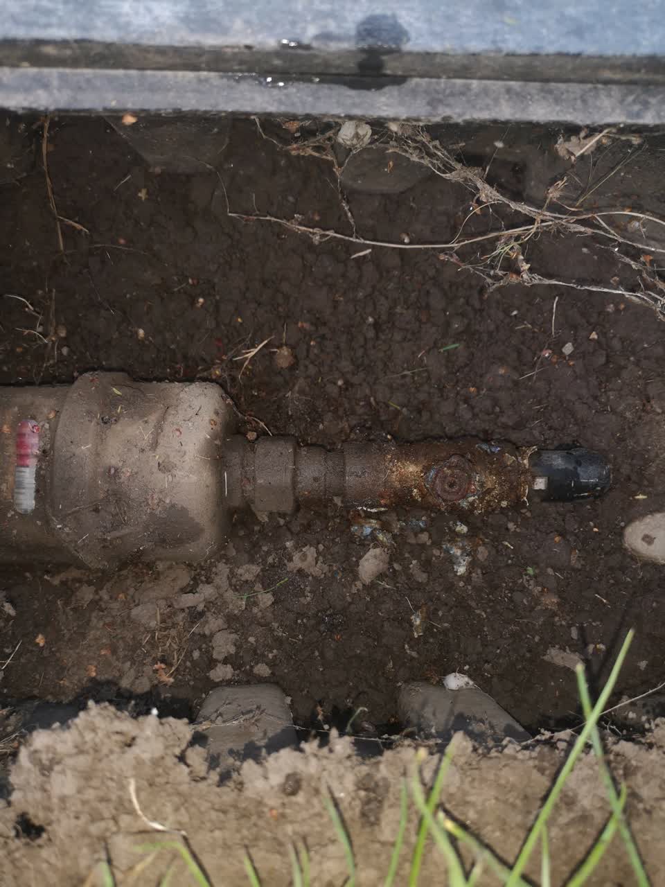 The photograph attached to this water supply report