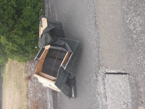 Rubbish/Recycling, a report photo