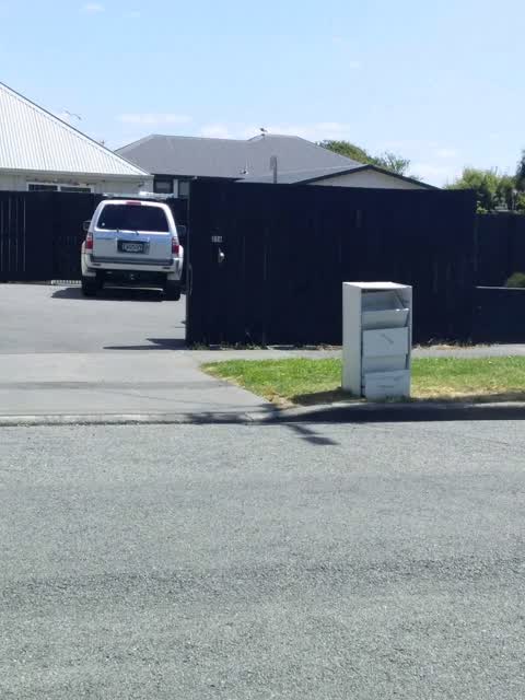 Rubbish/Recycling, a report photo