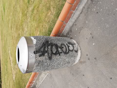 Graffiti, a report photo