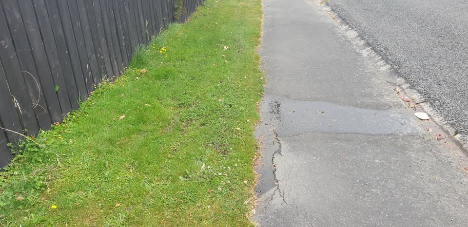 The photograph attached to this water leak report