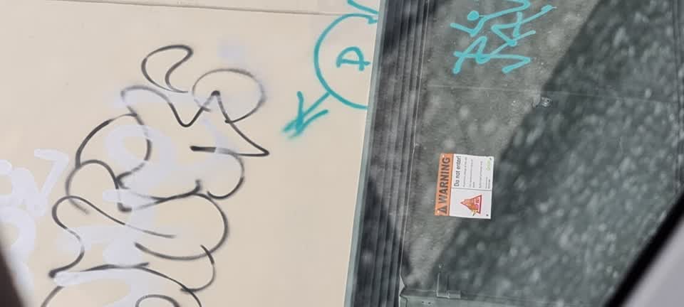 The photograph attached to this graffiti report