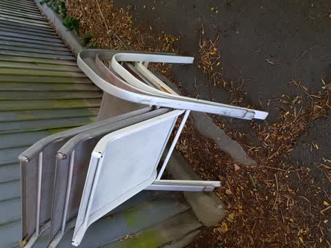 Rubbish/Recycling, a report photo