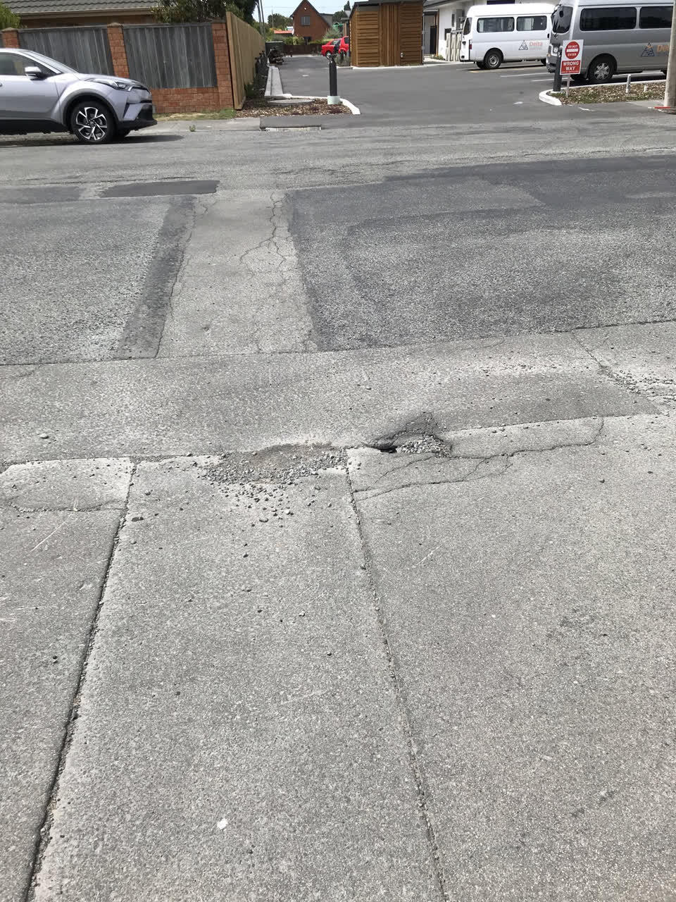 The photograph attached to this roading/streets report