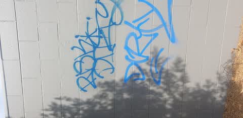 Graffiti, a report photo