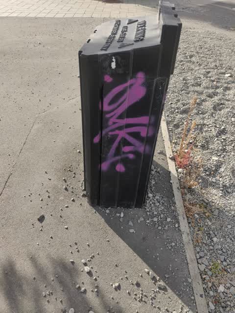 Graffiti, a report photo