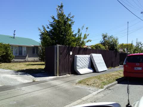Rubbish/Recycling, a report photo