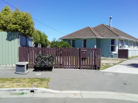 Rubbish/Recycling, a report photo