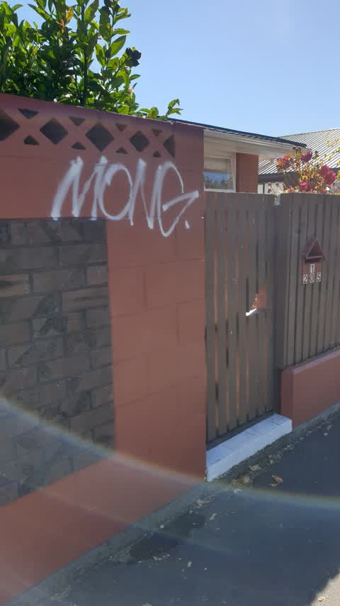 Graffiti, a report photo