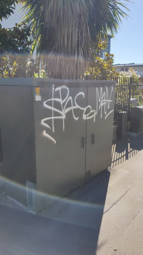 Graffiti, a report photo