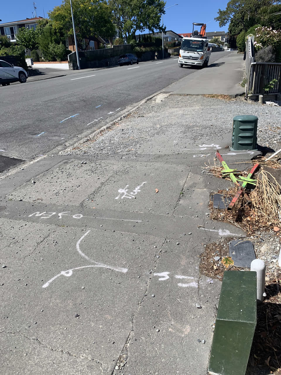 The photograph attached to this roading/streets report