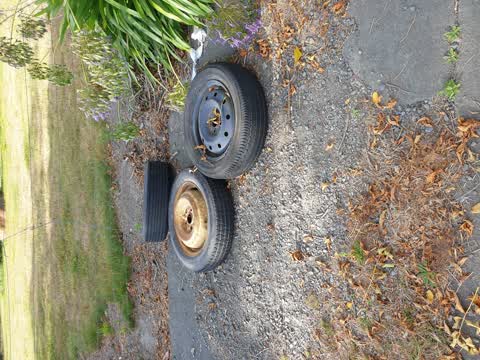 Rubbish/Recycling, a report photo