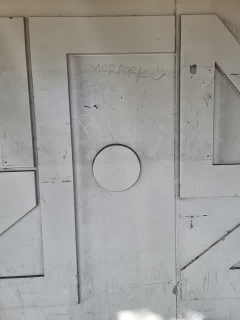 Graffiti, a report photo
