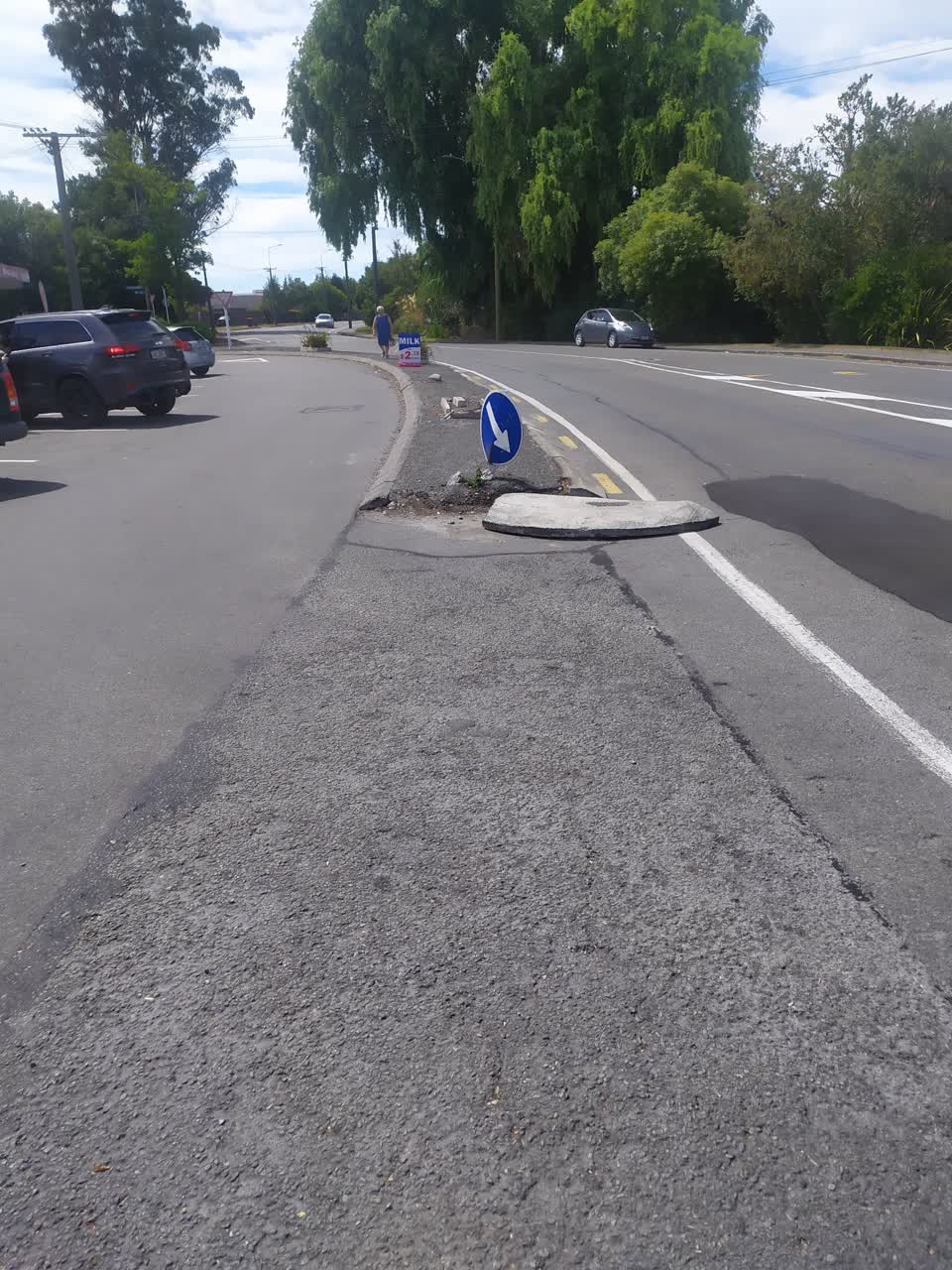 The photograph attached to this roading/streets report