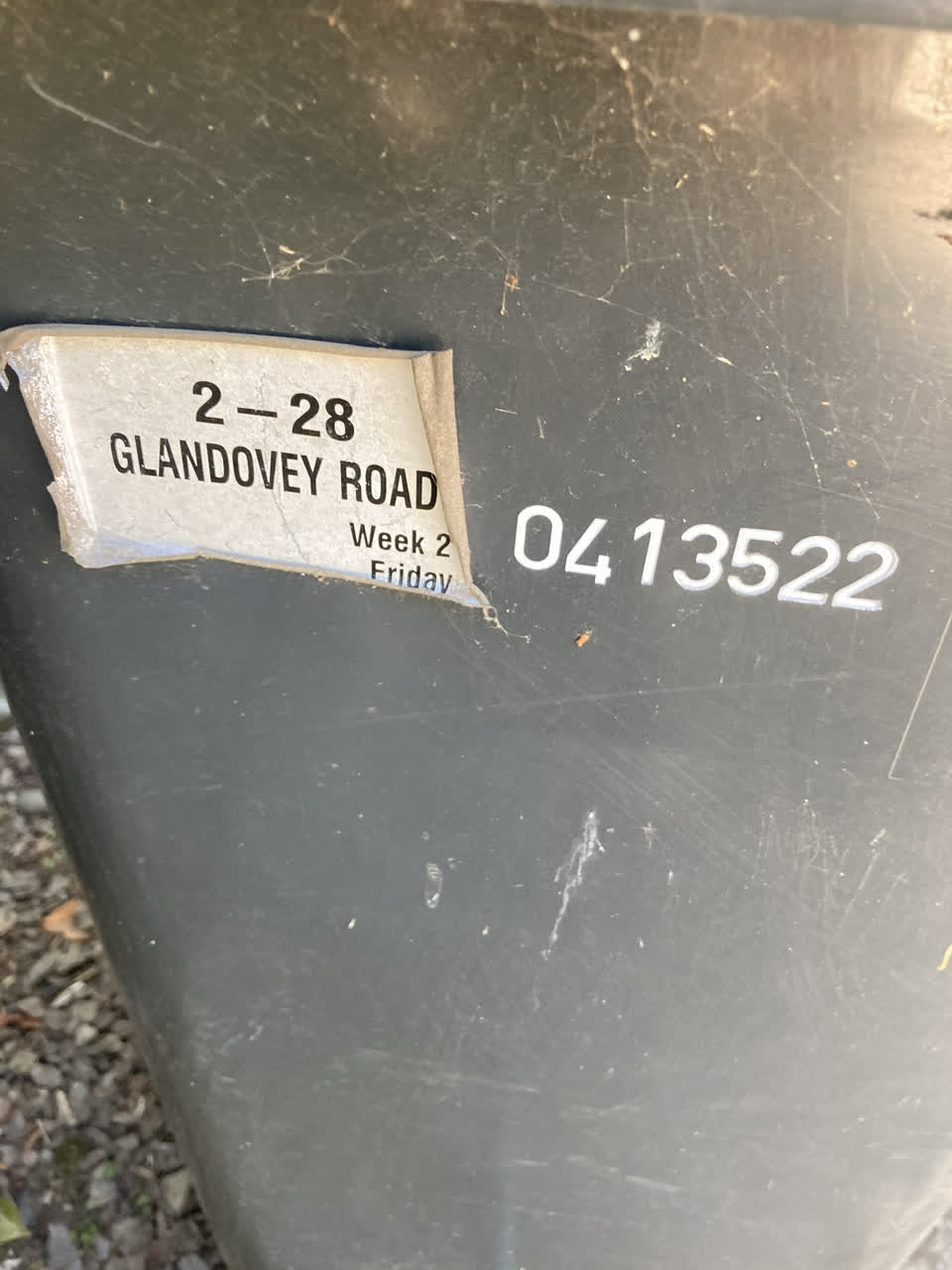 The photograph attached to this rubbish/recycling report