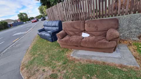 Rubbish/Recycling, a report photo