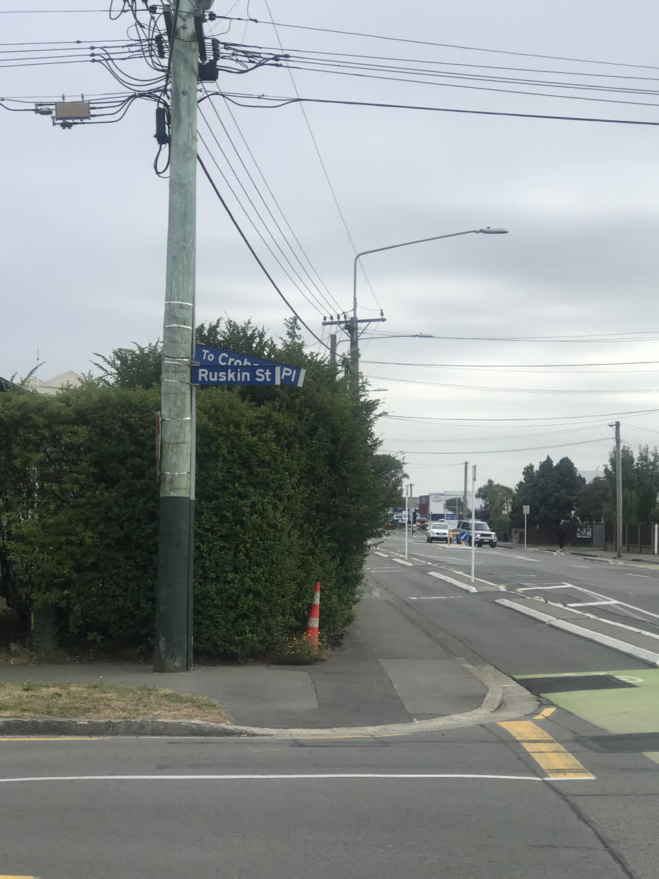 The photograph attached to this roading/streets report