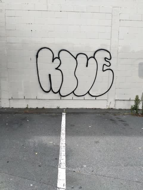 Graffiti, a report photo