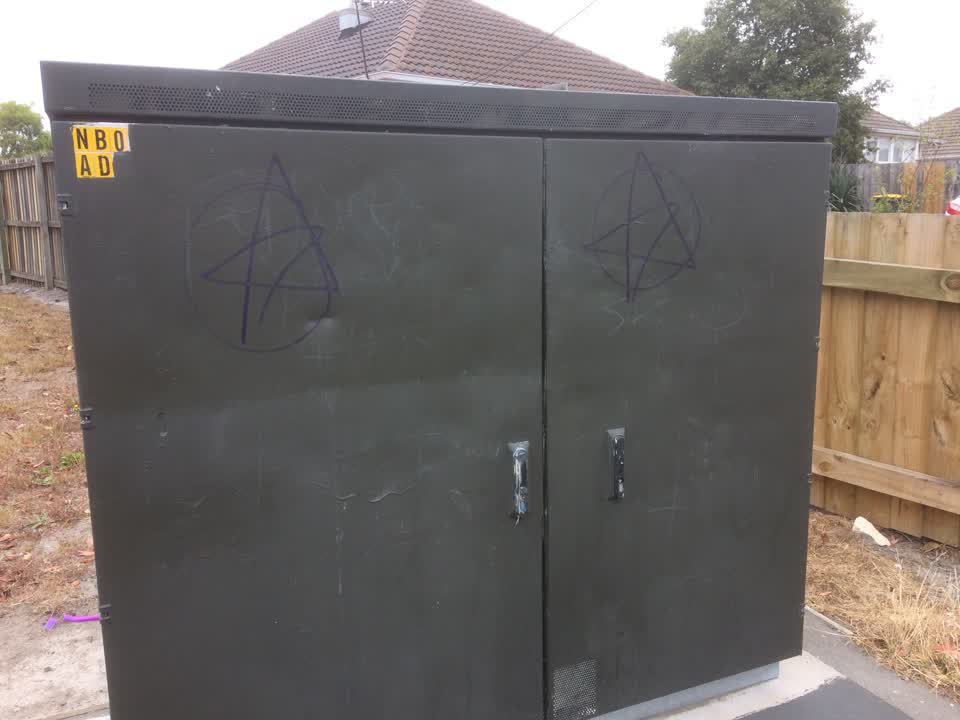 The photograph attached to this graffiti report