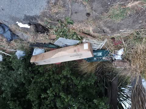 Rubbish/Recycling, a report photo