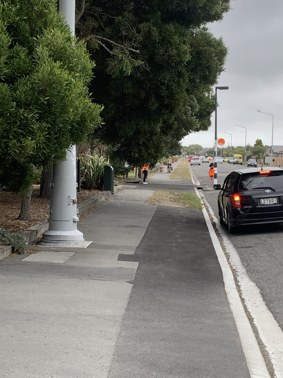 The photograph attached to this roading/streets report