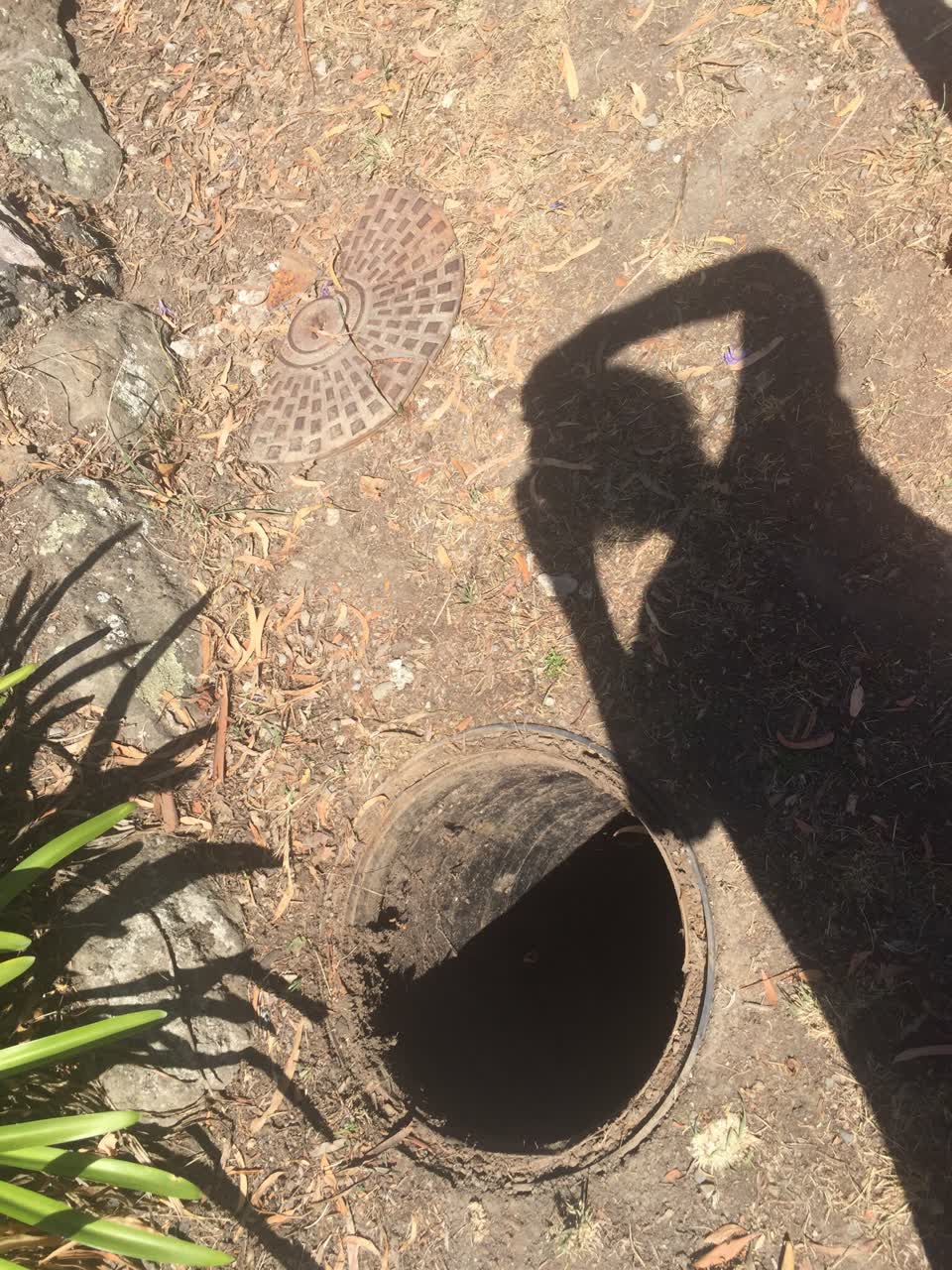 The photograph attached to this sewer - general report