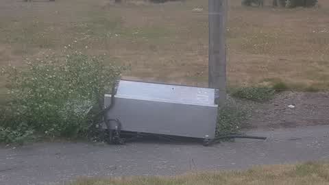 Rubbish/Recycling, a report photo