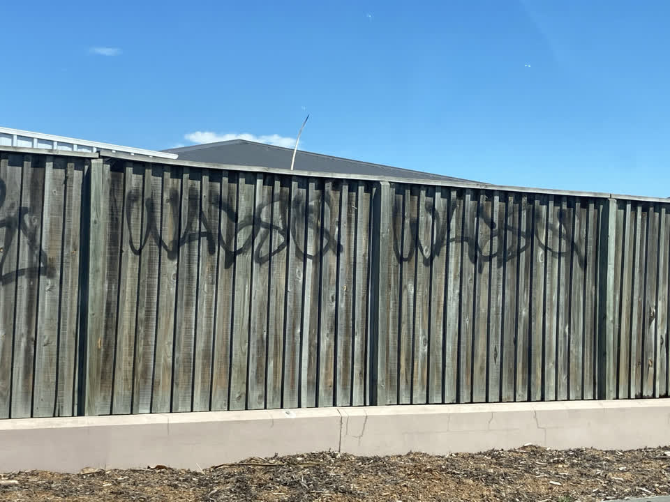 The photograph attached to this graffiti report