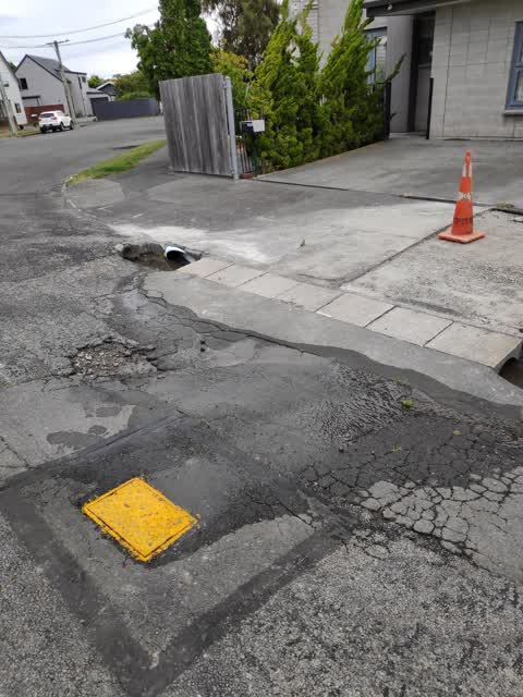 Water Leak, a report photo