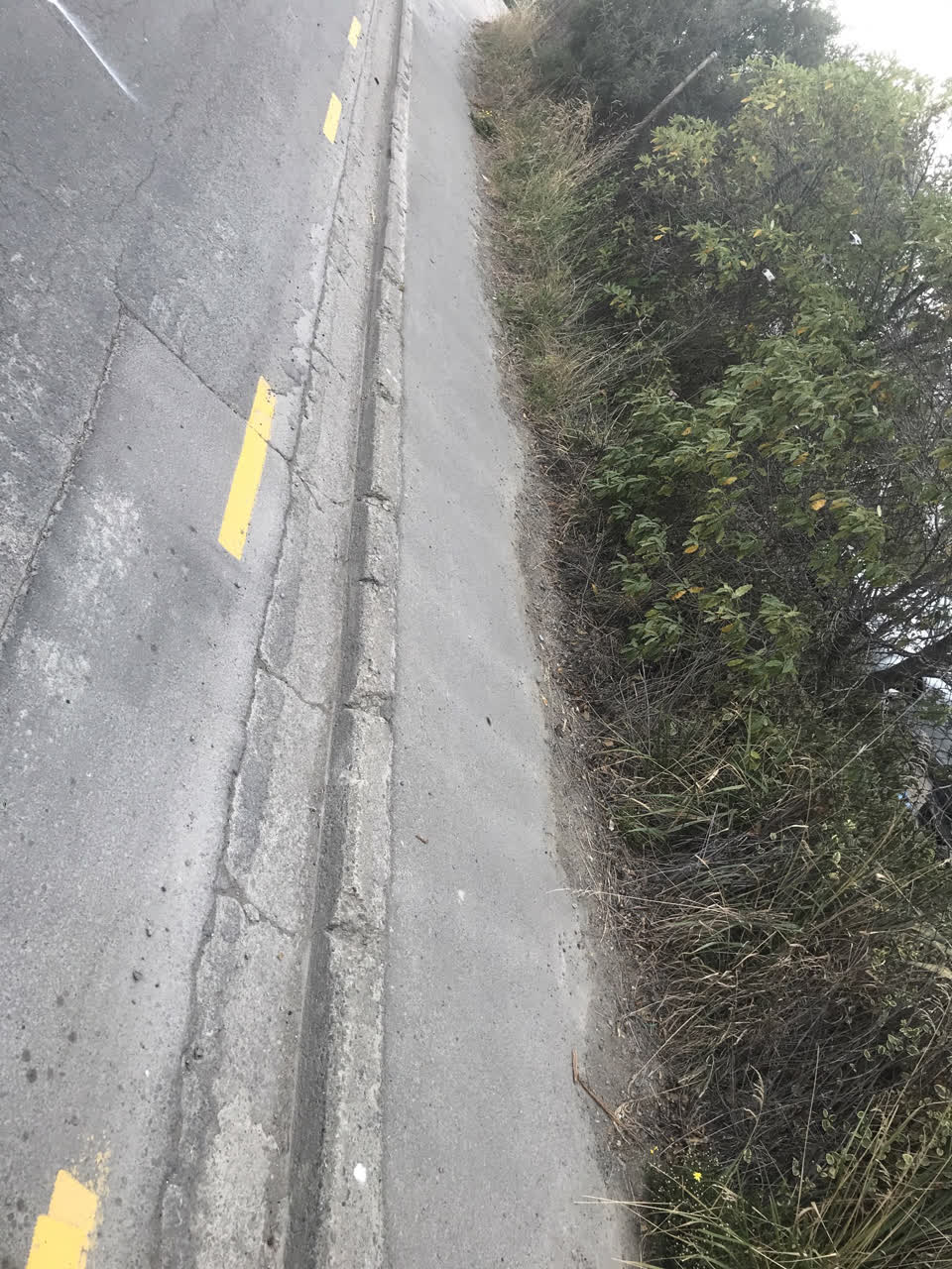 The photograph attached to this roading/streets report
