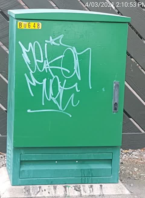 Graffiti, a report photo