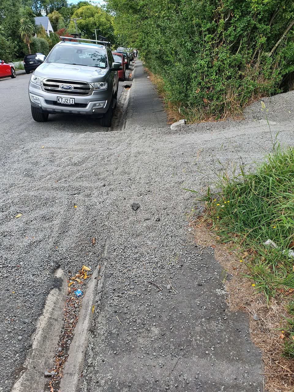 The photograph attached to this roading/streets report